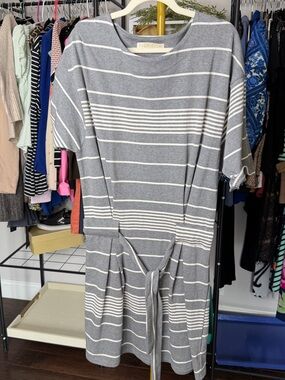 everleigh‎ Gray & White Striped Tie-Waist Midi Dress